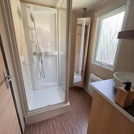 School Motorhomepark - Aldeamento Turistico